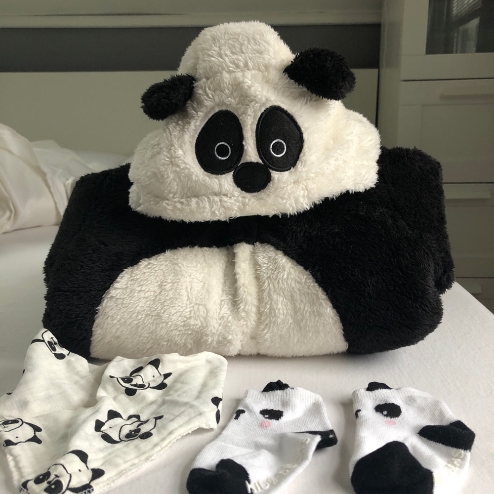 Panda Bunting with matching socks and bib